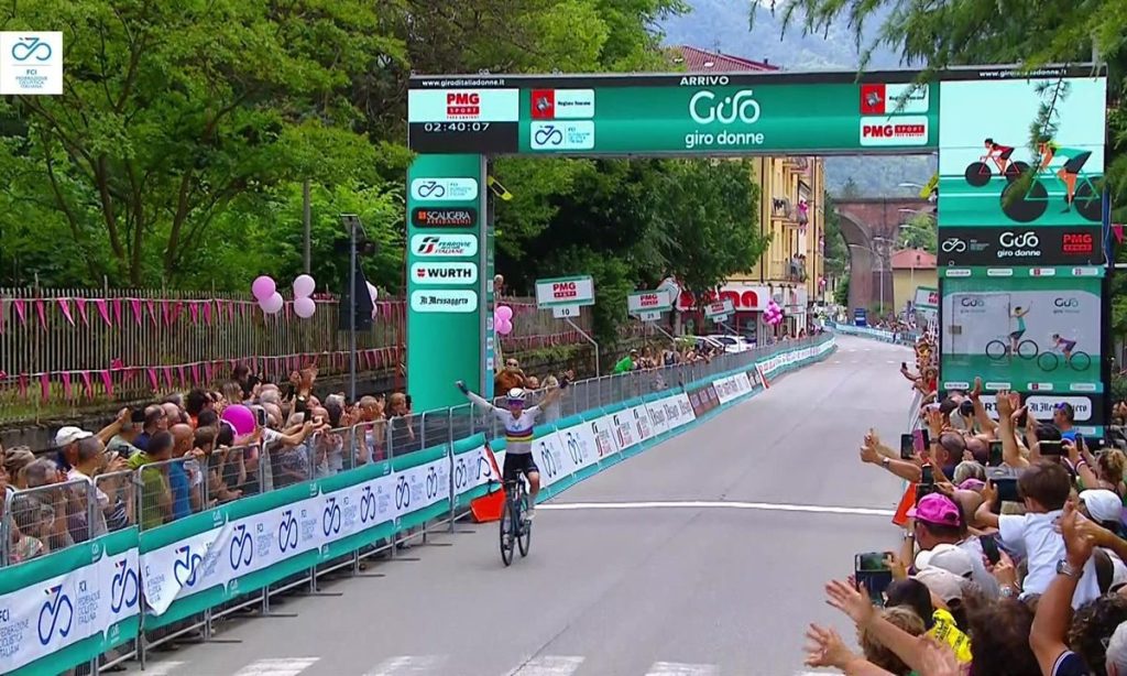 Giro D’Italia Donne (S2): Τις 100 νίκες καριέρας έφτασε η Φαν Φλούιτεν (vid)