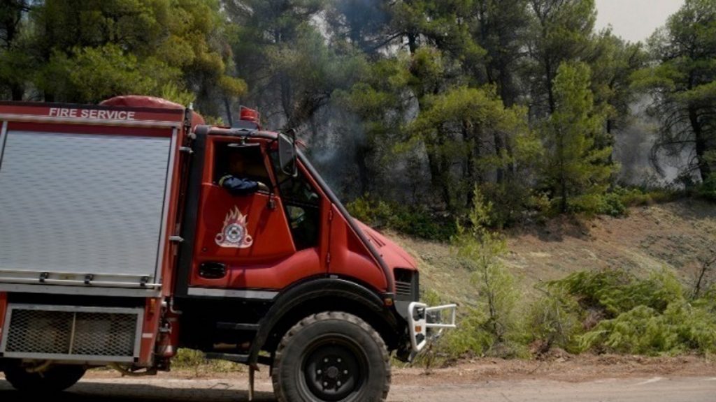 Στα «κόκκινα» σήμερα πέντε περιφέρειες – Νέο κύμα καύσωνα από την Τρίτη