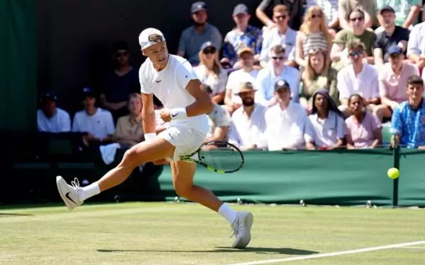 Wimbledon: Στον τρίτο γύρο Μεντβέντεφ και Ρούνε, παρών και ο Μπερετίνι (vid)