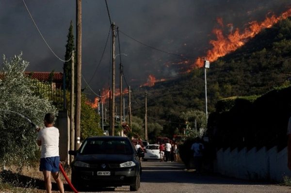 Φιλοξενία πληγέντων από τις σημερινές πυρκαγιές