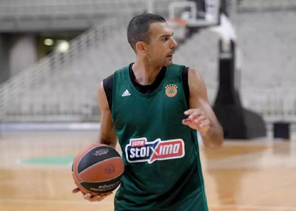 ΚΑΕ Παναθηναϊκός: «Sloukas in the green lab» (vid)