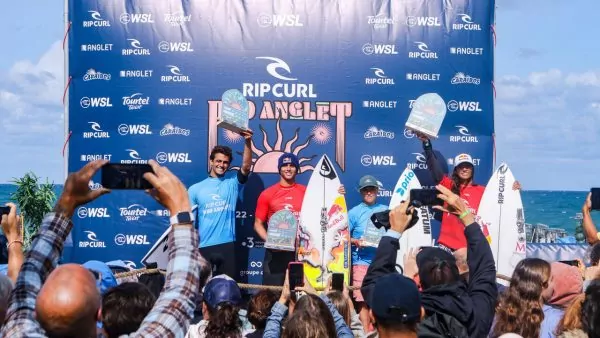 Rip Curl Pro Anglet: Θριαμβευτές οι Καρίκ και Μπονβαλότ (vid)