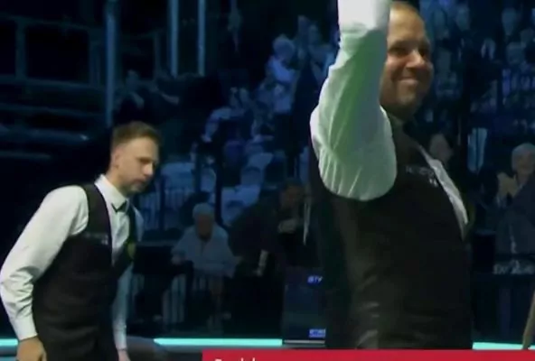 European Masters: Ο τίτλος στον Μπάρι Χόκινς (vid)