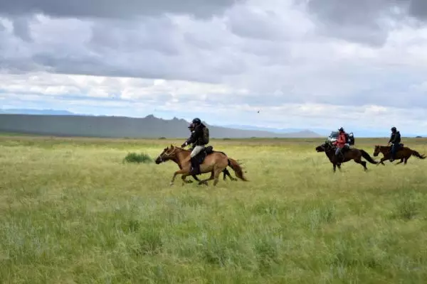 Mongol Derby 2023: Το ταξίδι αρχίζει στην στέπα