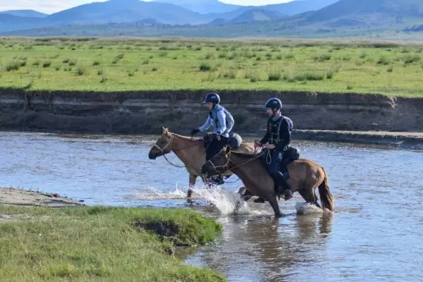 Mongol Derby 2023: Η δράση της δεύτερης ημέρας (vid)