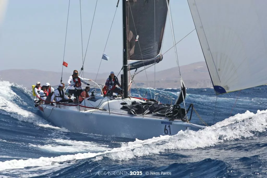 Aegean Regatta: Express… το LΙΒΕRTE στα Ψαρά (pics+vids)