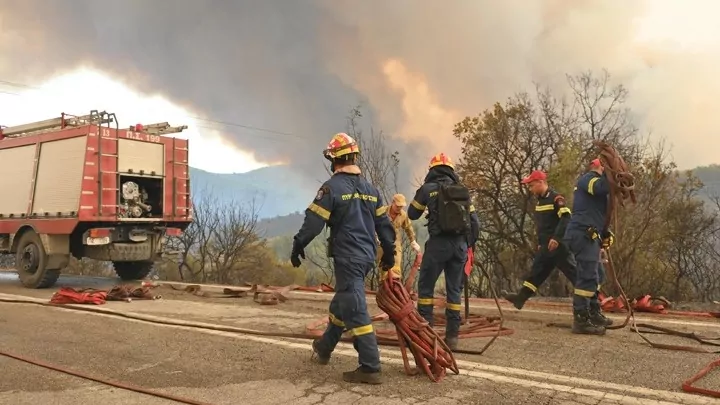 Στο μέτωπο της Δαδιάς εστιάζουν στον Έβρο οι δυνάμεις πυρόσβεσης