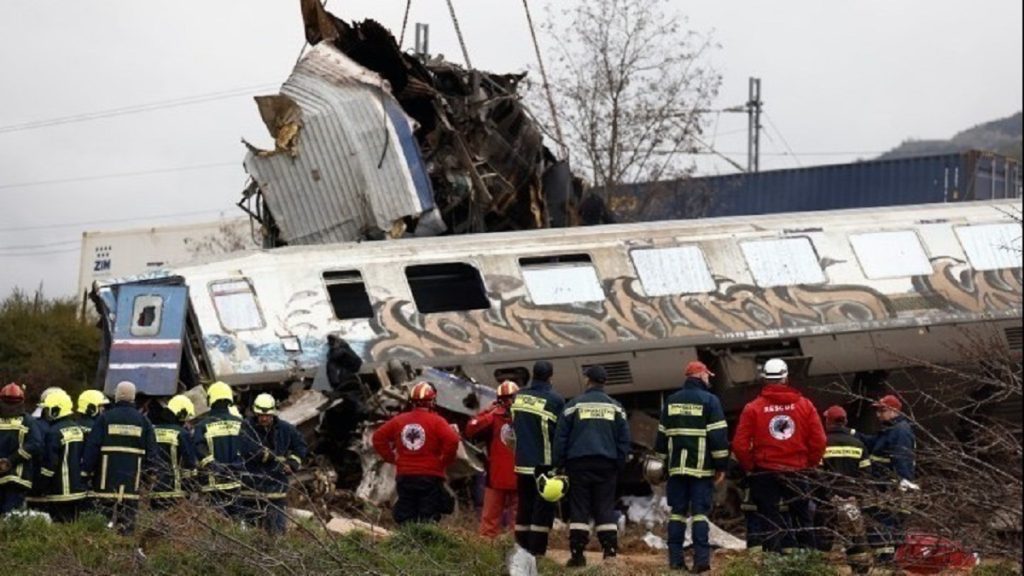 Ποινική δίωξη σε 4 πρώην στελέχη του ΟΣΕ για το δυστύχημα στα Τέμπη