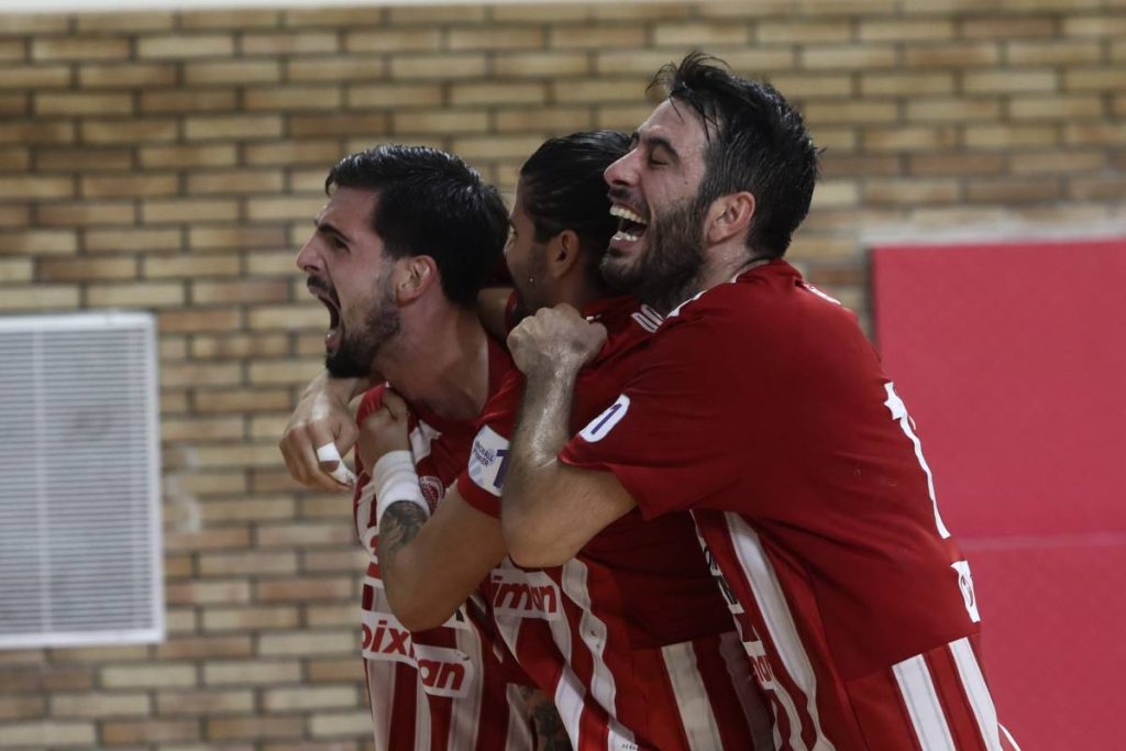 Super Cup: Το buzzer beater του Σάββα που έδωσε τον τίτλο στον Ολυμπιακό (vid)