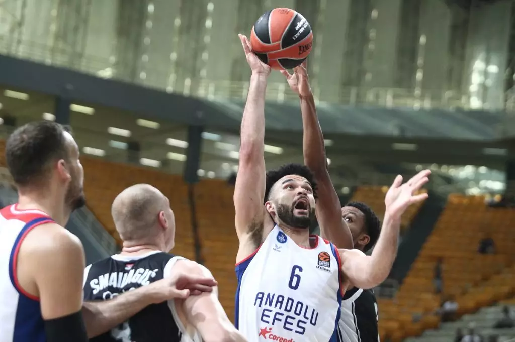 Sold out το πρώτο εντός έδρας παιχνίδι της Εφές στην Euroleague