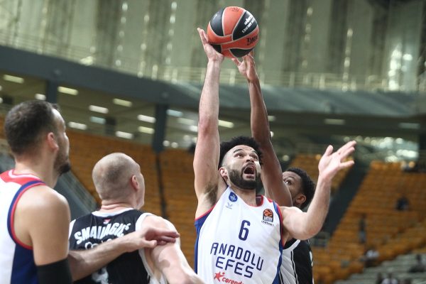 Εφές – Παρτιζάν 81-79: Στον τελικό του «Παύλος Γιαννακόπουλος» οι Τούρκοι (vid)