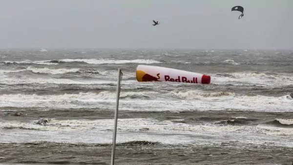 Red Bull Megaloop: Ο Φαν Ντερ Σπάου βιώνει την… επιτομή του extreme! (vid)