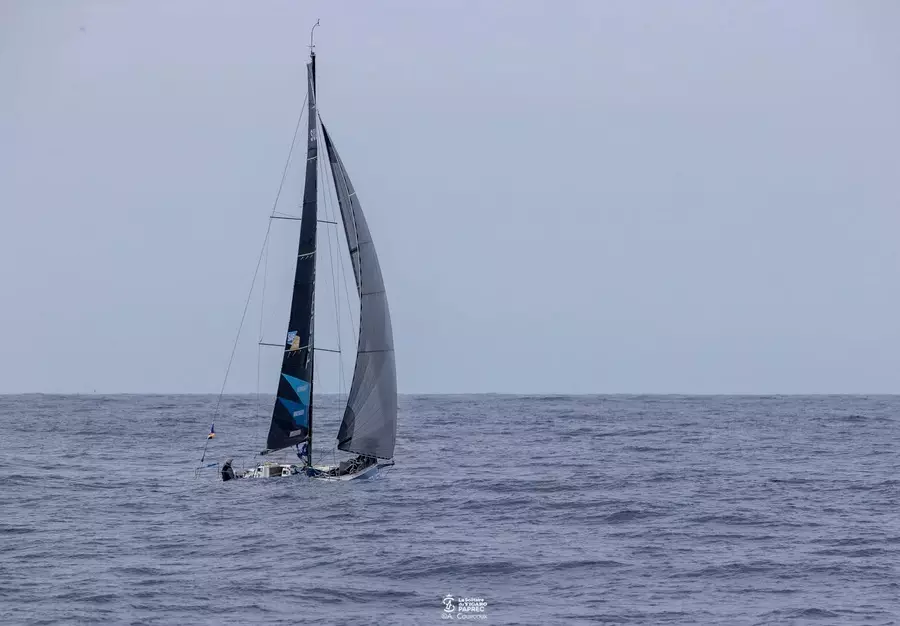 La Solitaire: Στην τελική ευθεία το πρώτο σκέλος