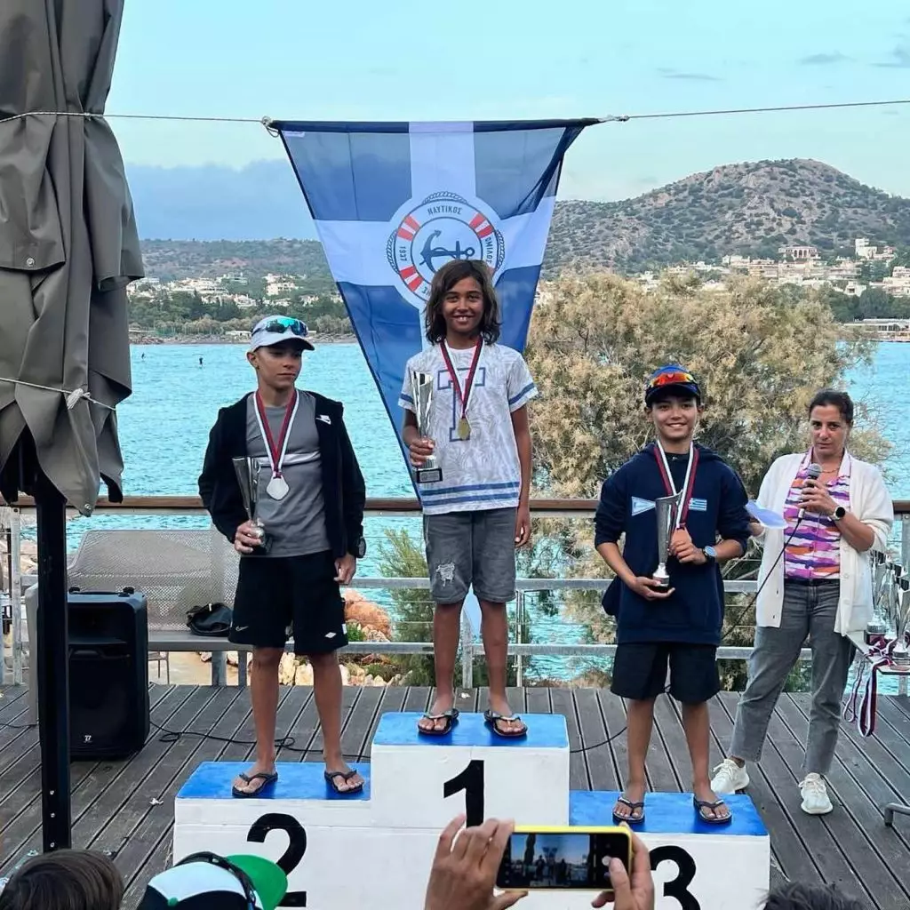 Κολοκοτρώνης και Μακρή νικητές στον αγώνα Medal Race 2023 όπτιμιστ του ΝΟΒ (pics)