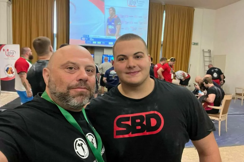 Ευρωπαϊκό Powerlifting: Κατέκτησε τη 2η θέση στο σύνολο ο Μάρκου στη Βουδαπέστη (pic)