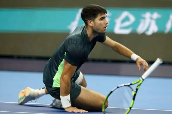 Shanghai Masters: Εκτός 8άδας ο Αλκαράθ – Αποκλείστηκε από τον Ντιμιτρόφ! (vid)