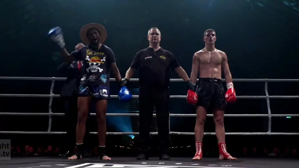 Η μάχη του Τάσου Μεντή στο Argovia Fight Night 5 στην Ελβετία (vid)