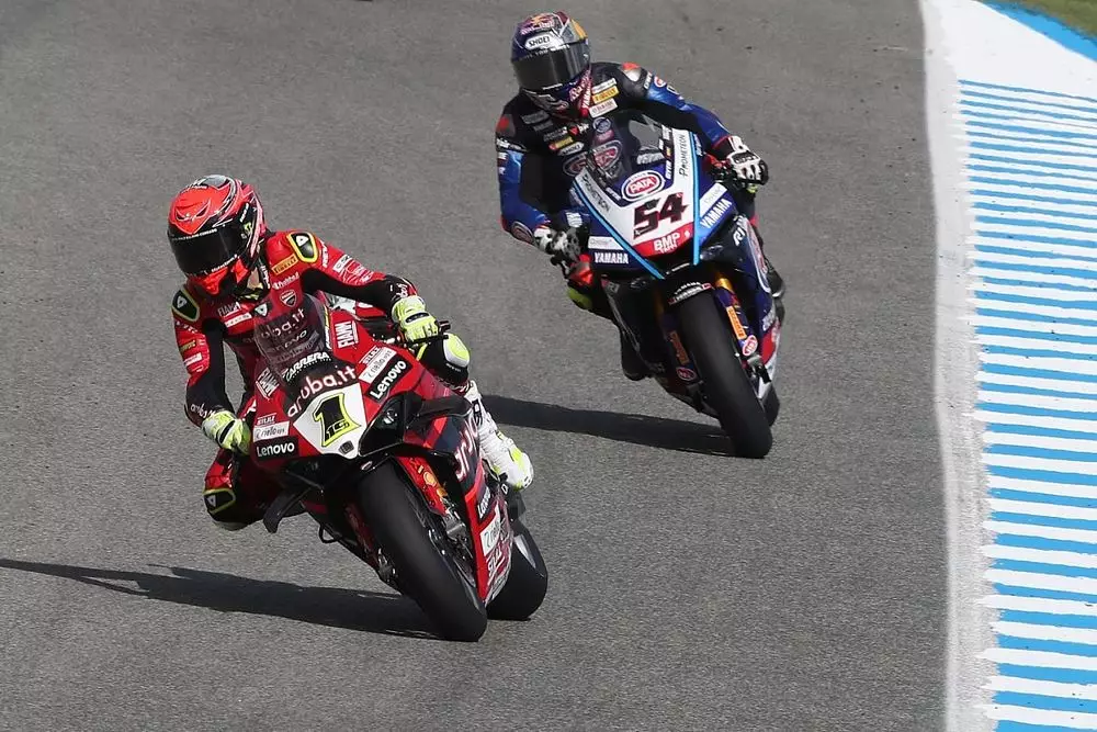 World SBK: Με τρεμπλ έκλεισε την σεζόν ο Μπαουτίστα (vids)