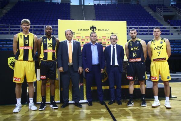 ΑΕΚ: «Έσβησε» τα ban της FIBA