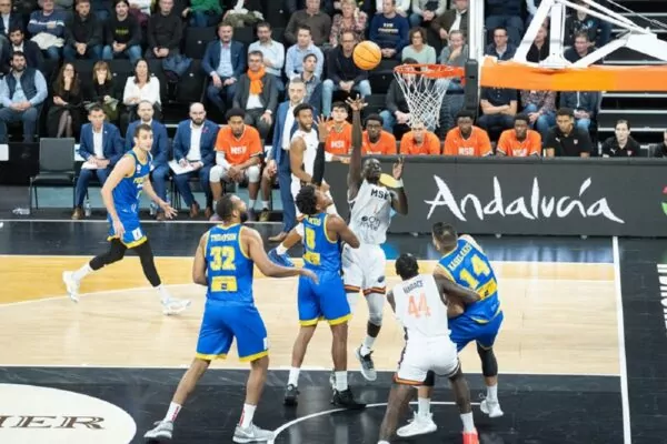 Λε Μαν – Περιστέρι 96-68: Βαριά ήττα στη Γαλλία για τους Περιστεριώτες (vid)