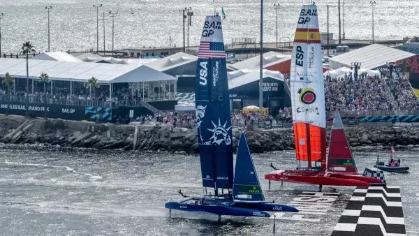 SailGP: Νέος οδηγός των ΗΠΑ ο Κάνφιλντ