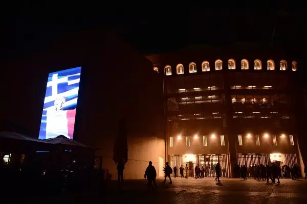 Η άφιξη της Εθνικής Ελλάδας στο γήπεδο (vid)