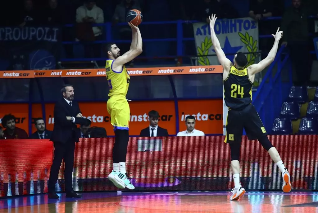 Περιστέρι – ΑΕΚ 89-78: Χριστουγεννιάτικη εκτέλεση από τους Περιστεριώτες (video)