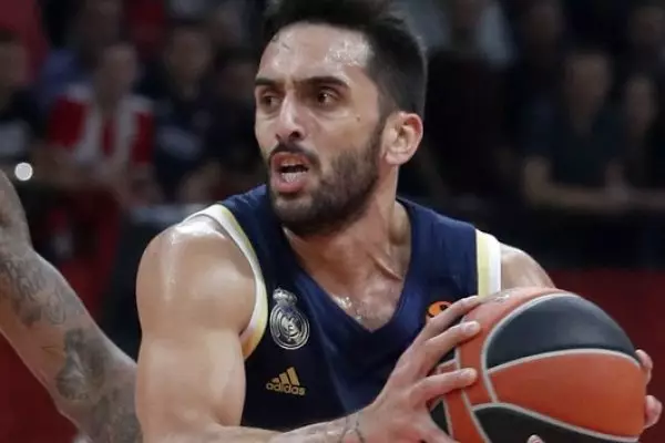 Ο Φακούντο Καμπάτσο MVP της EuroLeague για τον Νοέμβριο