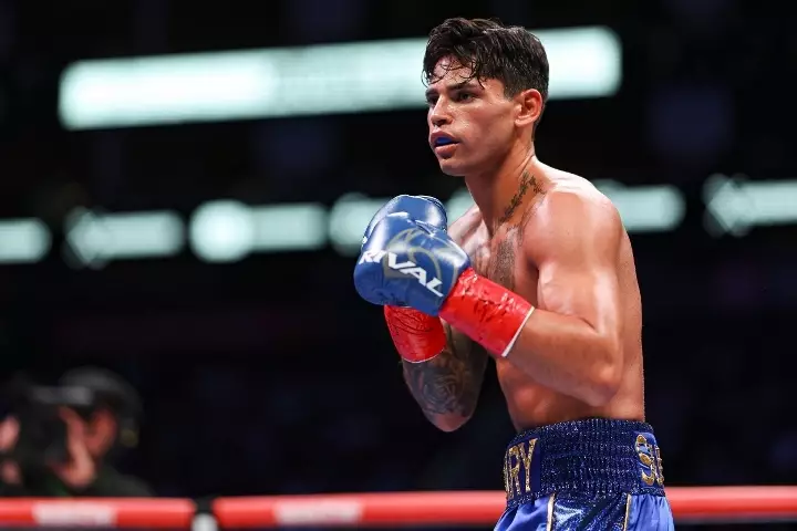 Ryan Garcia κάντο όπως ο Floyd Mayweather Jr