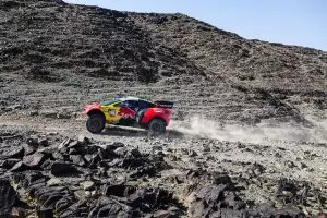 Πρωτη φετινή νίκη στο Dakar Rally για τον Sebastien Loeb.