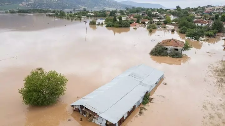 Η ανασυγκρότηση της Θεσσαλίας σε διυπουργική σύσκεψη στην Καρδίτσα