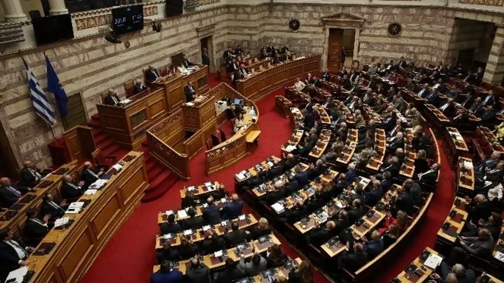 Είκοσι οκτώ πρεσβείες στην Ελλάδα χαιρετίζουν την υιοθέτηση της νομοθεσίας για την ισότητα στον γάμο