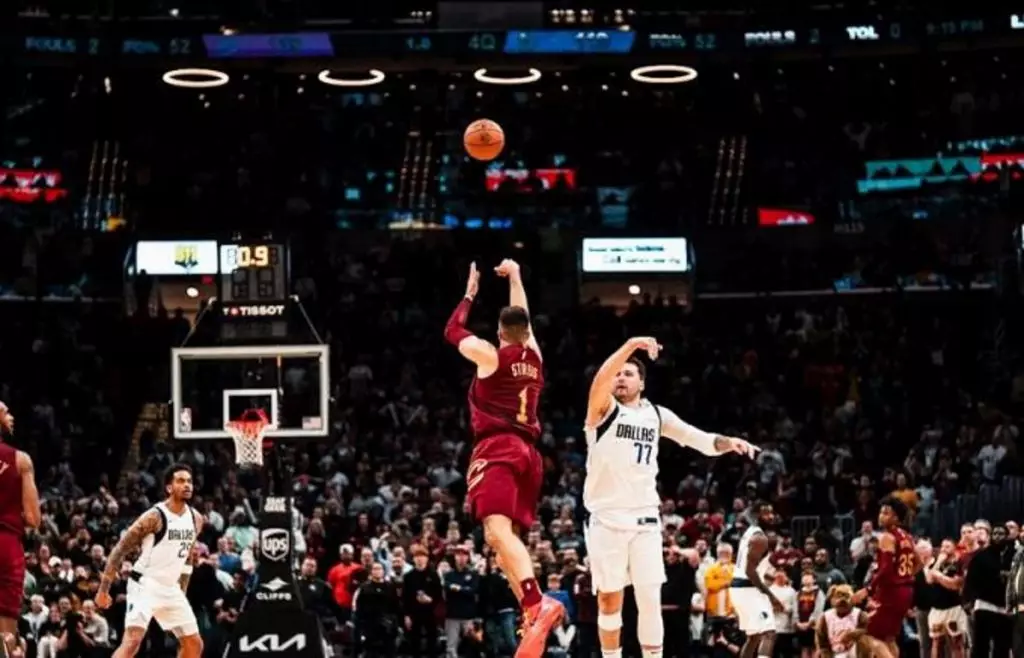 NBA: Νίκη με buzzer beater από το κέντρο για τους Καβαλίερς (video)