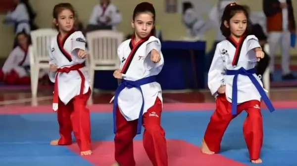 Η επίλεκτη ομάδα της ΕΤΑΒΕ στο Poomsae Bulgaria OPEN