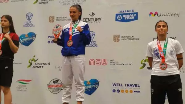 Για δεύτερη συνεχόμενη χρονιά χρυσό μετάλλιο στο Hungarian Kickboxing World Cup η Τσολακίδου
